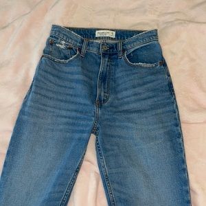 Abercrombie ultra high rise straight leg jeans (cut to be short length)